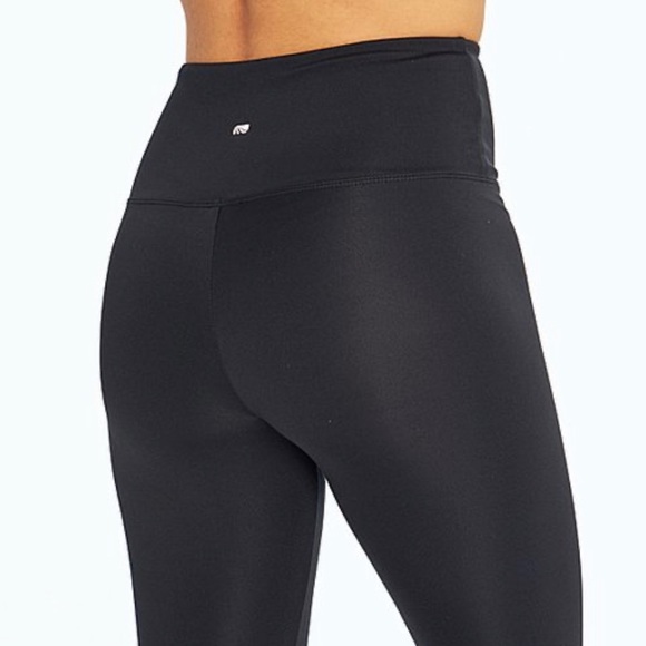 ~SOLD) Marika Black/Silver Sparks Ankle Leggings - Picture 10 of 10